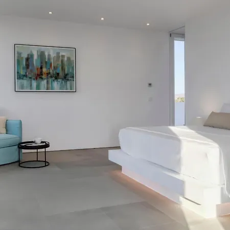 Elesia Santa Maria (Paros)